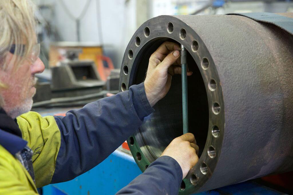 disassembly inspection 1024x683 1 Hydraulic Cylinder Repair